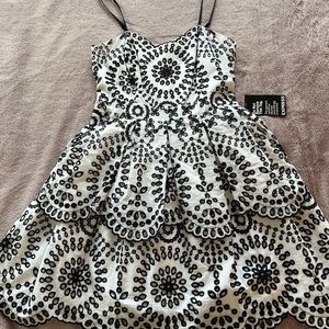 Express eyelet dress. Black and white. Size 0. NWT.